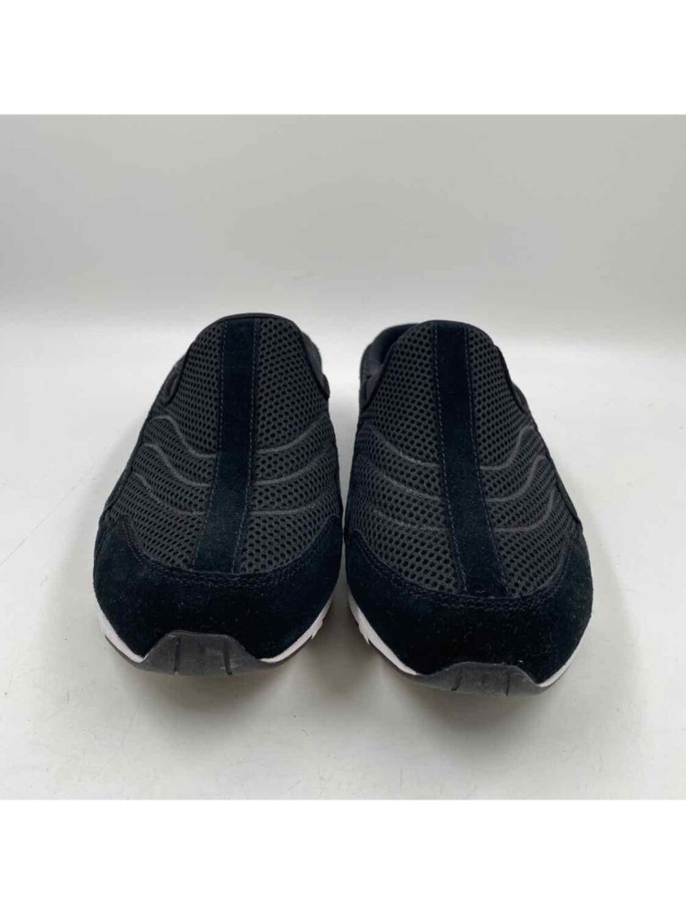 Easy Spirit Women's Shoe Size 9.5 Black Textured Mules - Picture 2 of 4